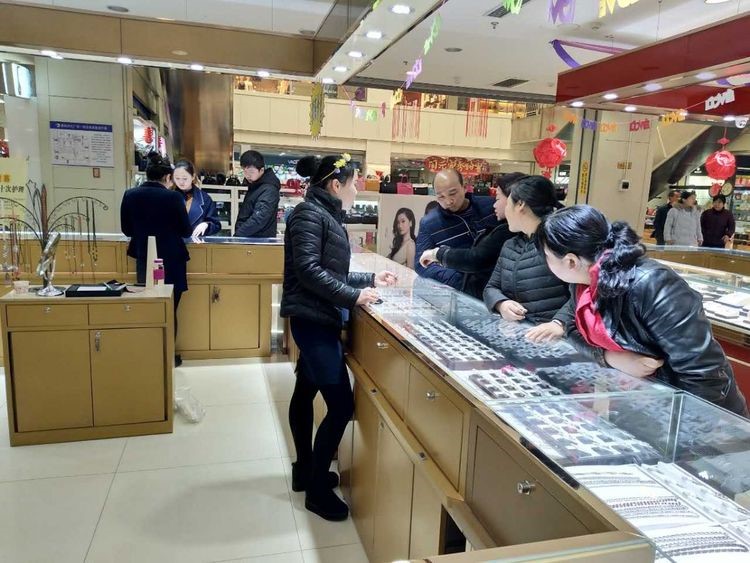 翼城时代广场情人节6.jpg 翼城时代广场情人节6.jpg