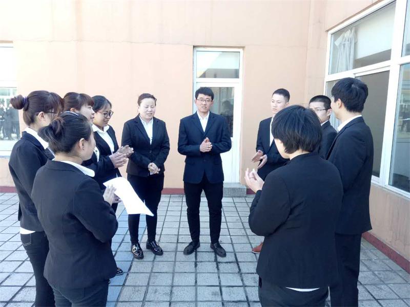 商学院第二期5.jpg 商学院第二期5.jpg