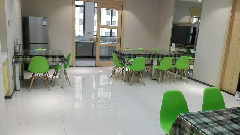 鞋业招聘信息2.jpg 鞋业招聘信息2.jpg