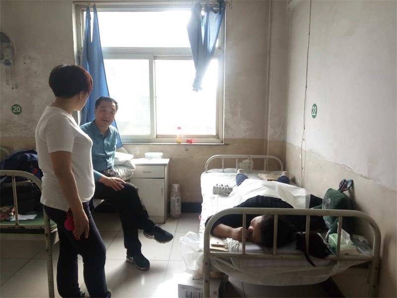 看望百货采购主管段錦晶6.jpg 看望百货采购主管段錦晶6.jpg