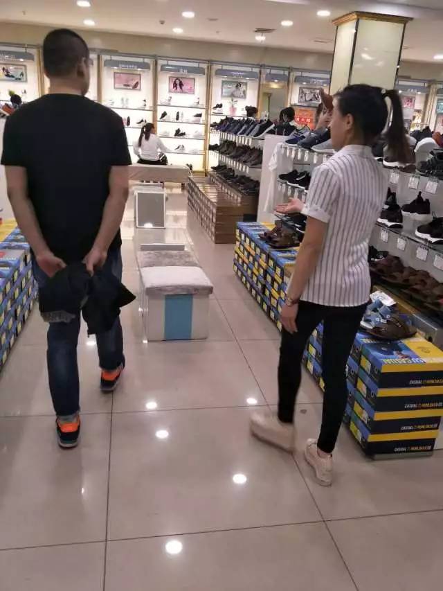 为您做好细节服务1.jpg 为您做好细节服务1.jpg