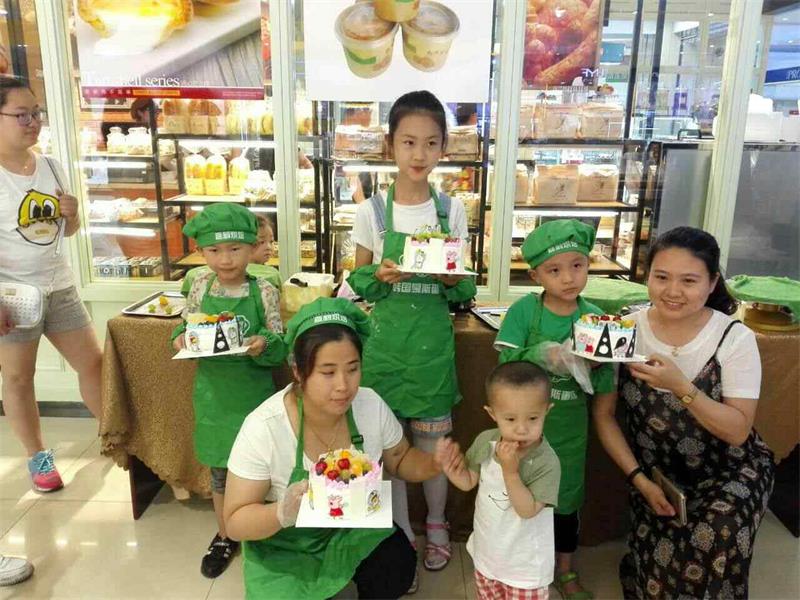 小小艺术家13.jpg 小小艺术家13.jpg