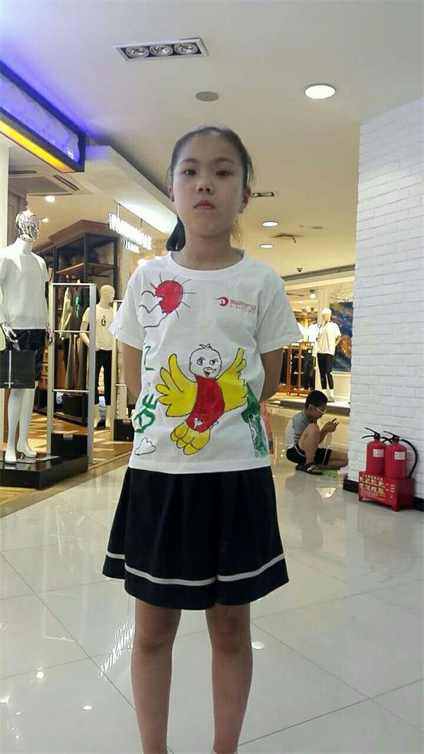 小小艺术家9.jpg 小小艺术家9.jpg