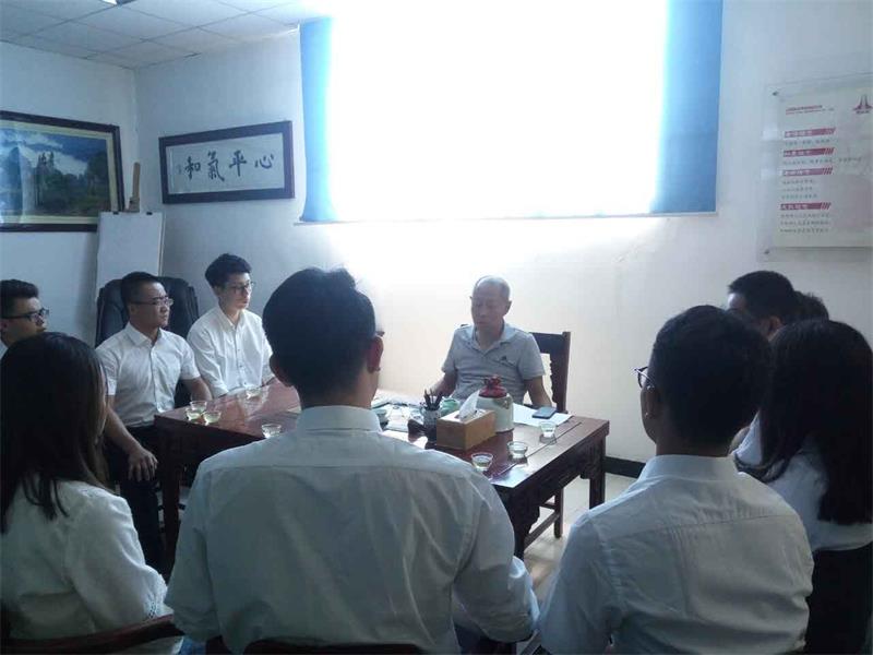 就业还是择业2.jpg 就业还是择业2.jpg